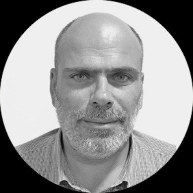 Antonio Oliveiros — Socio de División General