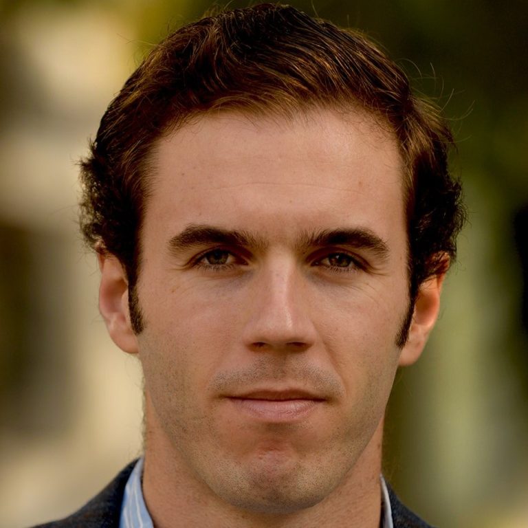 Fernando Ucelay — COO y Director de Netstrategizing